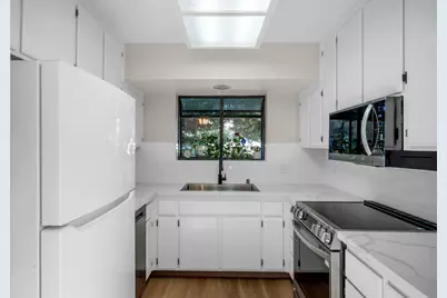 3661 Gold Creek Lane, Sacramento, CA 95827 - Photo 9