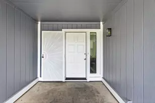 7064 Canevalley Cir, Citrus Heights, CA 95621 - Photo 5