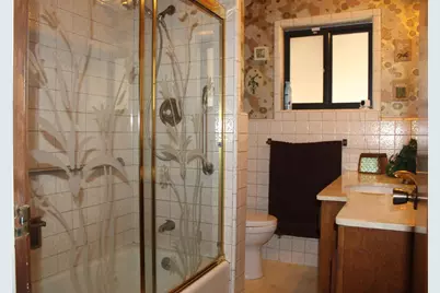 2387 Erickson Street, Sacramento, CA 95815 - Photo 5