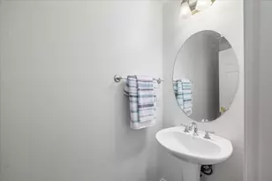 840 Saffron Dr, Tracy, CA 95377 - Photo 17