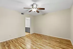 2430 Larkspur Ln, Sacramento, CA 95825 - Photo 31