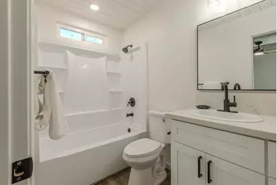 2036 La Jolla Drive, Stockton, CA 95204 - Photo 33