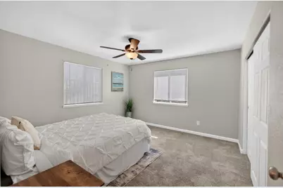 4405 34th Street, Sacramento, CA 95820 - Photo 17