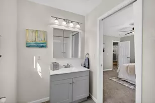4405 34th St, Sacramento, CA 95820 - Photo 25