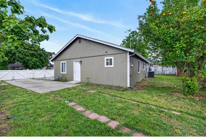 4405 34th Street, Sacramento, CA 95820 - Photo 31