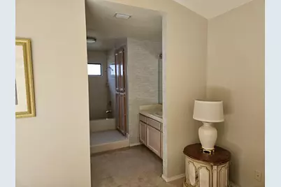 1067 Rio Cidade Way, Sacramento, CA 95831 - Photo 17