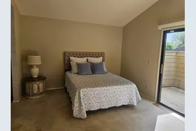 1067 Rio Cidade Way, Sacramento, CA 95831 - Photo 15