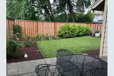 1067 Rio Cidade Way, Sacramento, CA 95831 - Photo 23