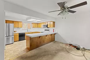 7951 Arcade Lake Ln, Citrus Heights, CA 95610 - Photo 9