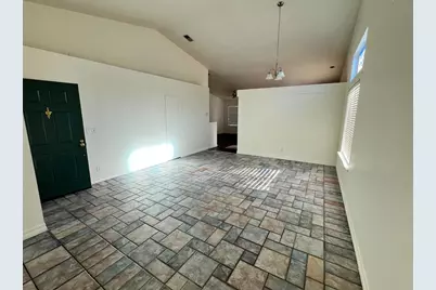 9246 Parducci Way, Sacramento, CA 95829 - Photo 5