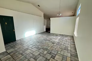 9246 Parducci Way, Sacramento, CA 95829 - Photo 5