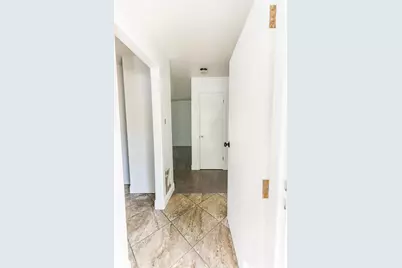 2105 Norman Way, Modesto, CA 95350 - Photo 21