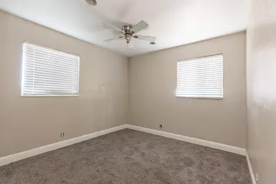 2105 Norman Way, Modesto, CA 95350 - Photo 23