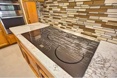 353 Deer River Way, Sacramento, CA 95831 - Photo 23