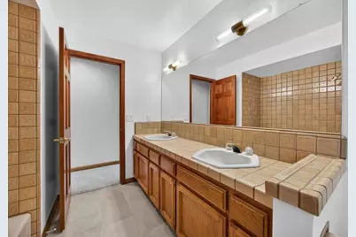 353 Deer River Way, Sacramento, CA 95831 - Photo 45