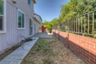 6871 Newport Cove Way, Sacramento, CA 95823 - Photo 21