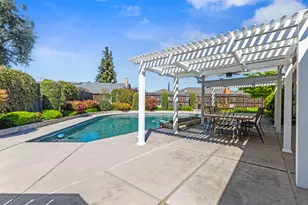 908 Newcastle Ct, Modesto, CA 95355 - Photo 21