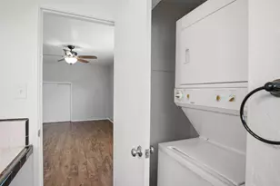 898 Yosemite Pkwy, Merced, CA 95341 - Photo 43