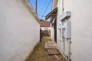 898 Yosemite Pkwy, Merced, CA 95341 - Photo 45