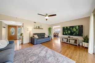 6209 St James Dr, Carmichael, CA 95608 - Photo 19