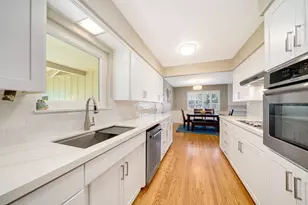 6209 St James Dr, Carmichael, CA 95608 - Photo 7