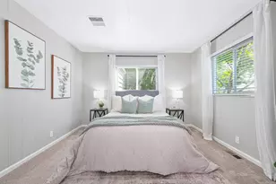 Bluebird Ln, Folsom, CA 95630 - Photo 15