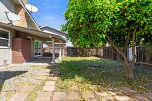 9510 Bismark Pl, Stockton, CA 95209 - Photo 33