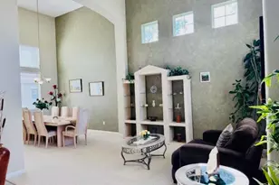 10171 Wildhawk Dr, Sacramento, CA 95829 - Photo 9