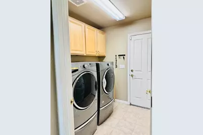 10171 Wildhawk Drive, Sacramento, CA 95829 - Photo 23