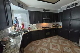 1683 Iris St, Los Banos, CA 93635 - Photo 7