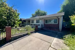 7016 Peck Dr, Sacramento, CA 95828 - Photo 5