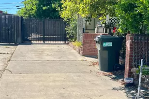 7016 Peck Dr, Sacramento, CA 95828 - Photo 3