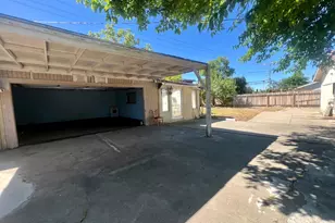 7016 Peck Dr, Sacramento, CA 95828 - Photo 23