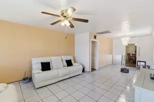 295 E Durian Ave, Coalinga, CA 93210 - Photo 7