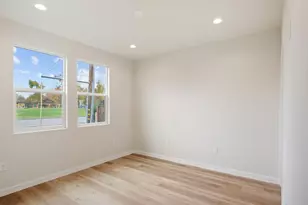 243 E 3rd St, Tracy, CA 95376 - Photo 21