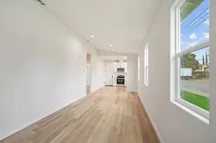 243 E 3rd St, Tracy, CA 95376 - Photo 7