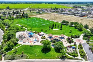 9729 Marbella Ct, Elk Grove, CA 95624 - Photo 41