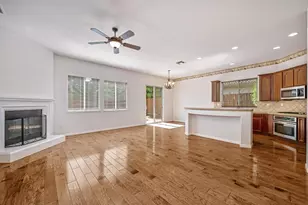 9729 Marbella Ct, Elk Grove, CA 95624 - Photo 11