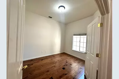 9729 Marbella Court, Elk Grove, CA 95624 - Photo 5