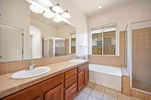 9729 Marbella Ct, Elk Grove, CA 95624 - Photo 27