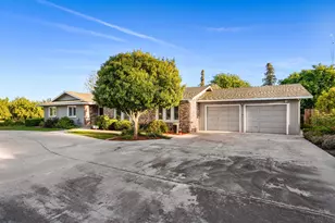 1360 Crawford Rd, Modesto, CA 95357 - Photo 1