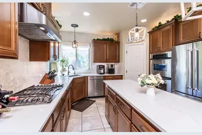 1524 Black Hawk Street, Roseville, CA 95747 - Photo 17