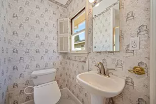 1217 Robertson Way, Sacramento, CA 95818 - Photo 25