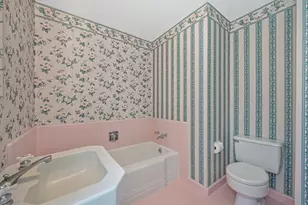 1217 Robertson Way, Sacramento, CA 95818 - Photo 21