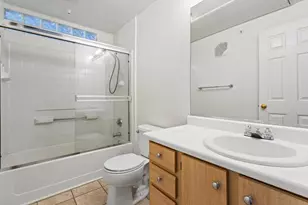 701 Gibson Dr, Roseville, CA 95678 - Photo 9