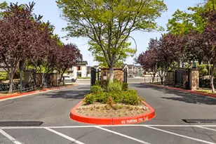 701 Gibson Dr, Roseville, CA 95678 - Photo 41