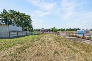 12493 Plum Ln, Wilton, CA 95693 - Photo 43