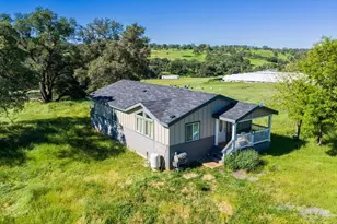 23070 Payam Pl, Grass Valley, CA 95949 - Photo 3