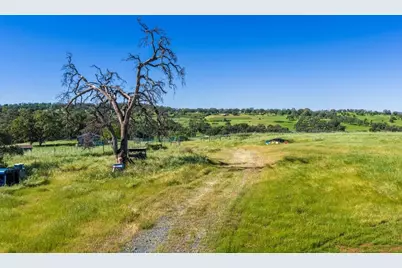 23070 Payam Place, Grass Valley, CA 95949 - Photo 7