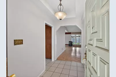 7394 Farm Dale Way, Sacramento, CA 95831 - Photo 15